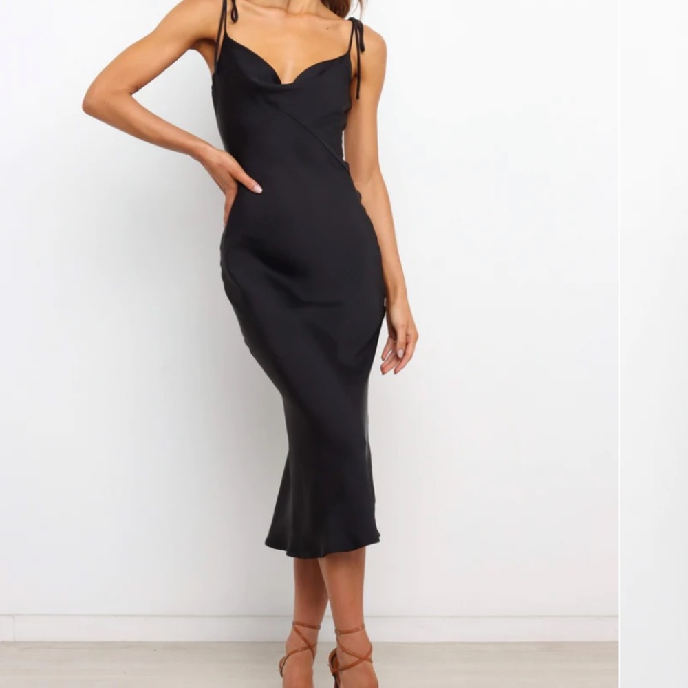 NWT Petal & Pup Dreamland Dress - Black Satin Midi Slip - Picture 3 of 6